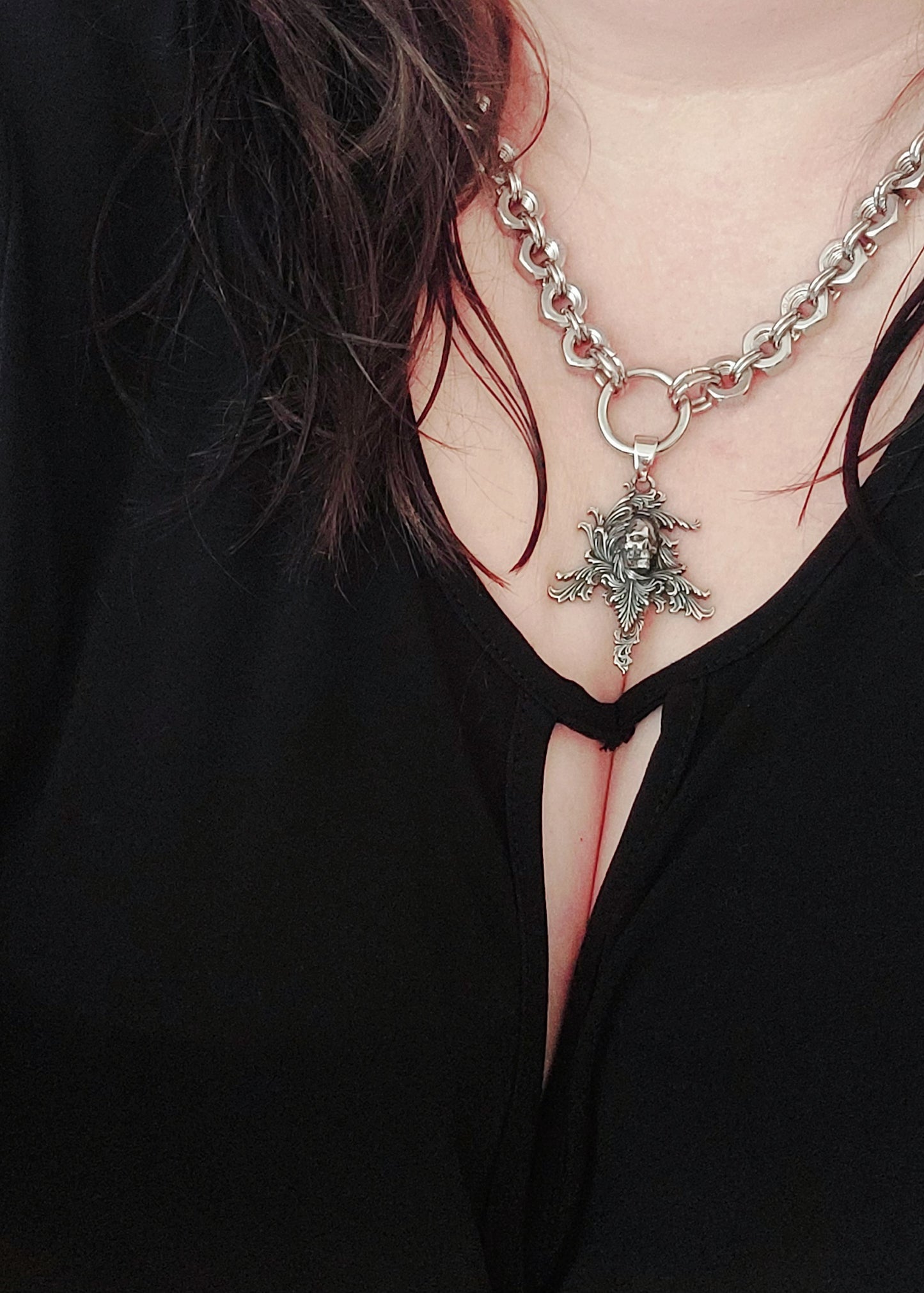 Skull Pendant with chunky chain